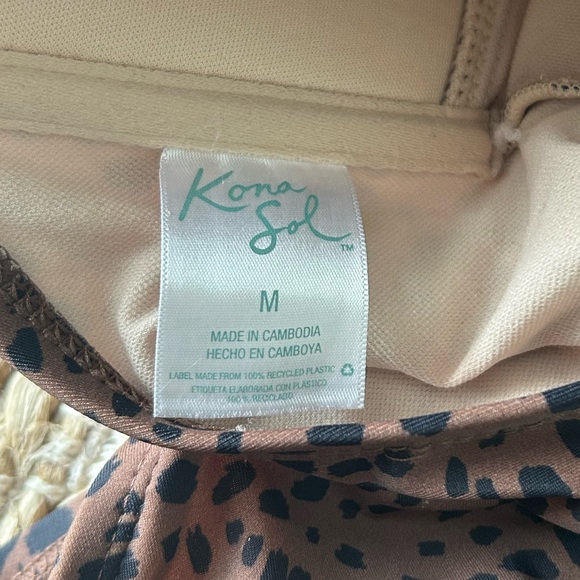 Leopard print strapless one piece bathing suit - Picture 5 of 5